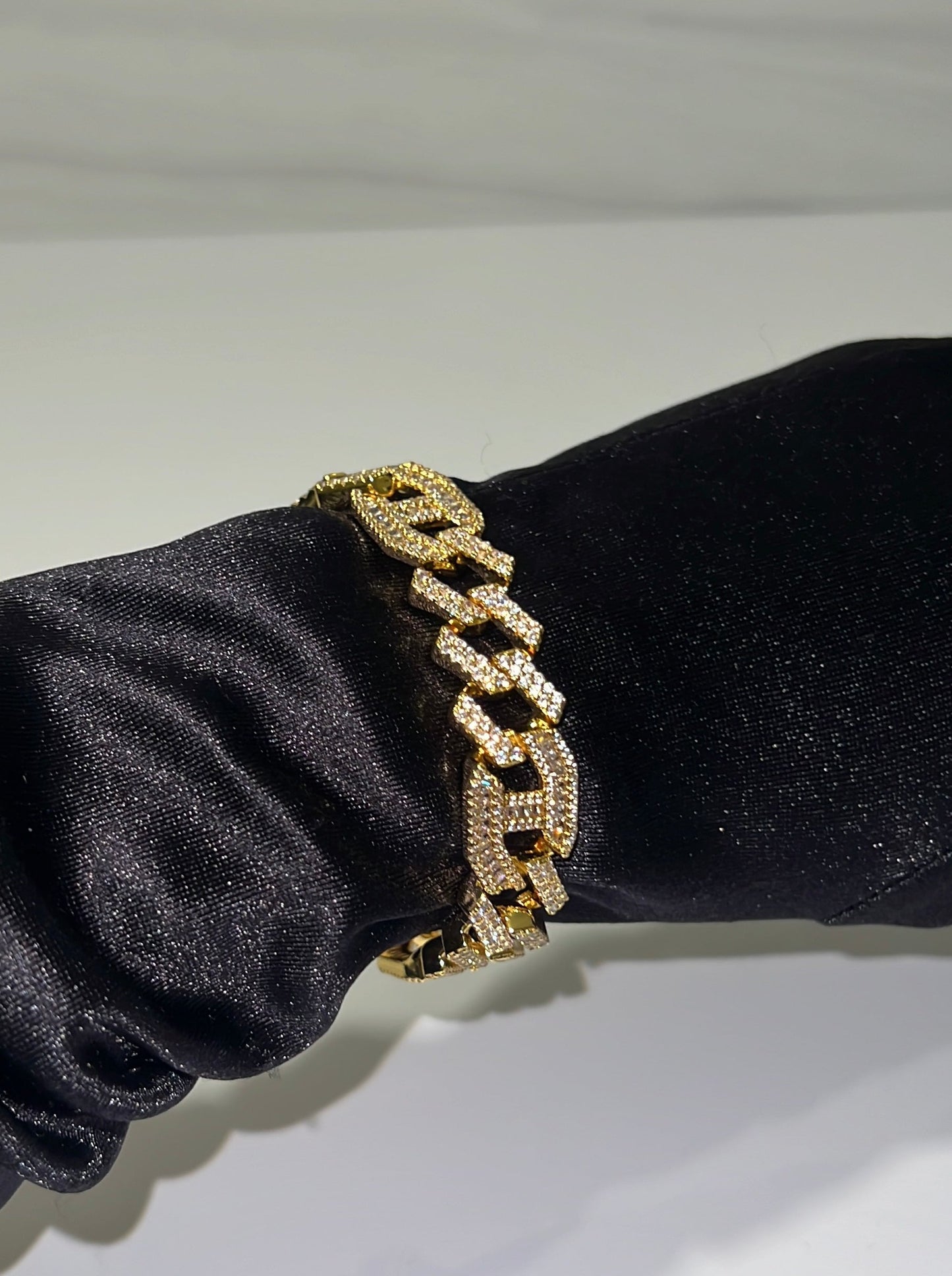 gold mariner links cubic zirconia bracelet